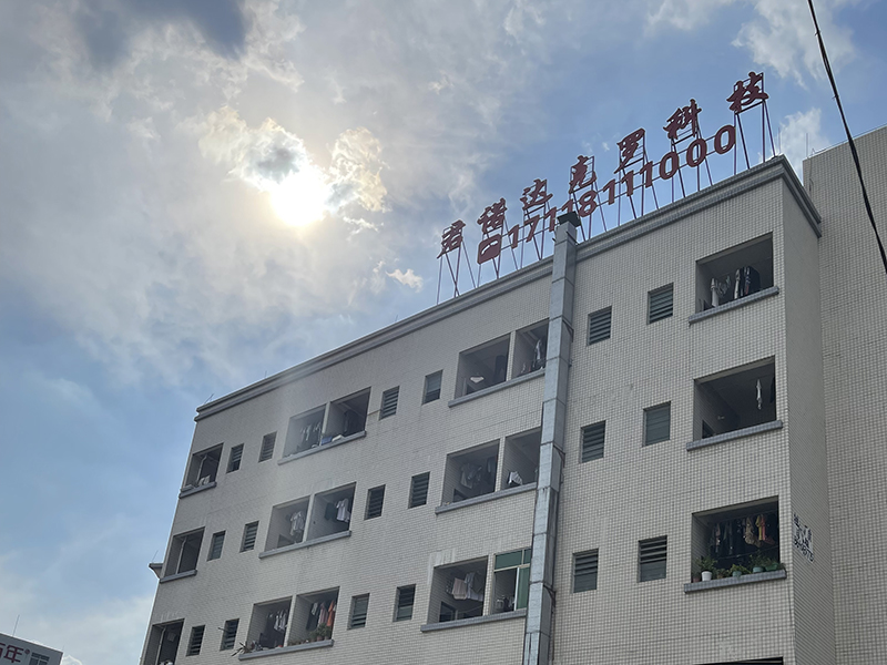 君諾達克羅